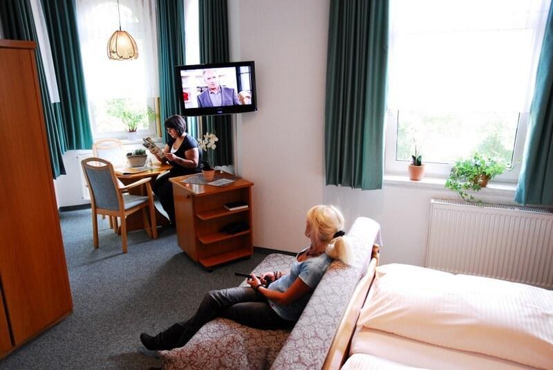 Pension Tannenrausch Friedrichroda Room photo